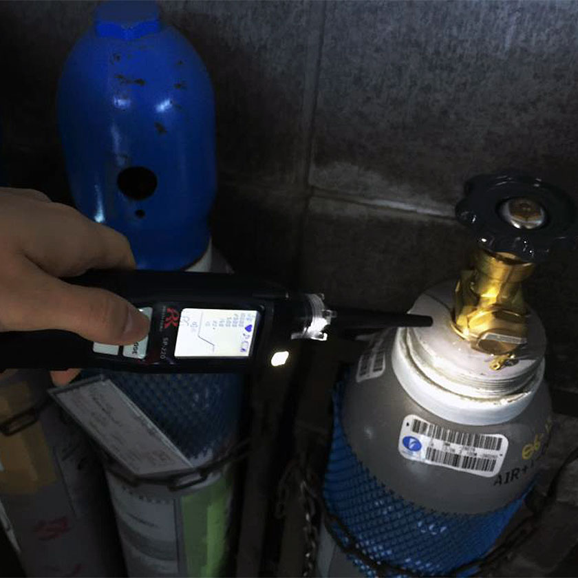 Riken Keiki SP-220 Leak Detector Toxic, Combustible, CFC Freon